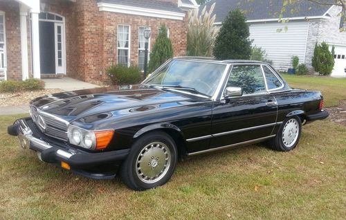 1989 Mercedes Benz 560 SL Convertible, Rare Triple Black, 2 Tops, Nice Condition, image 3