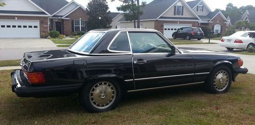 1989 Mercedes Benz 560 SL Convertible, Rare Triple Black, 2 Tops, Nice Condition, image 11