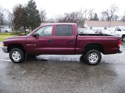 2001 quad crew cab,slt, 4x4,4.7l,stick shift,runs great,no reserve