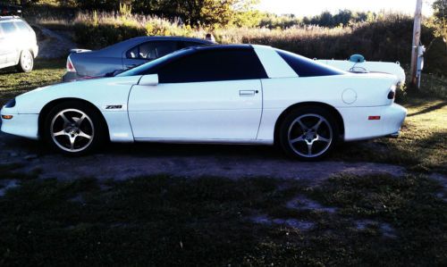 1997 chevrolet camaro z28 30th anniversary edition coupe 2-door 5.7l