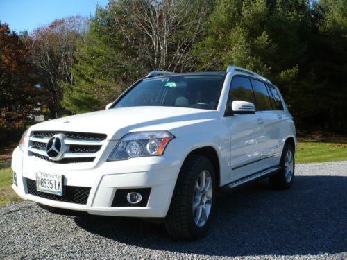 Arctic white, 4matic, sport pkg, panorama sunroof, 20&#034; wheels, excellent cond.