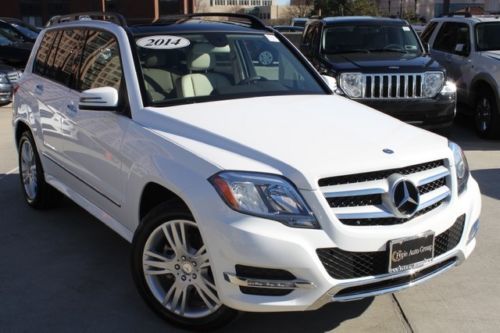 All wheel drive, premium package, wood trim, heated front seats