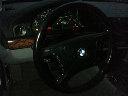 2000 BMW 528i Base Sedan 4-Door 2.8L, image 9