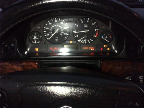 2000 BMW 528i Base Sedan 4-Door 2.8L, image 11