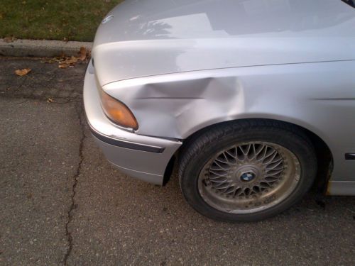 2000 BMW 528i Base Sedan 4-Door 2.8L, image 12
