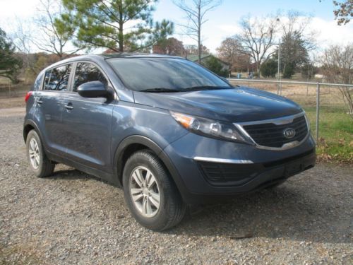 2011 kia sportage sport utility - 6 speed manual transmission