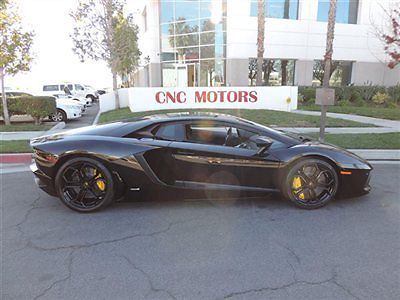 2014 lamborghini aventador coupe lp-700 lp700 black on black / only 679 miles