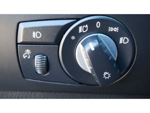 3.0L Power Door Locks Power Windows Power Passenger Seat Power Driver's Seat, image 23