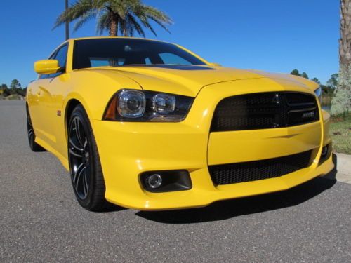 DODGE CHARGER SUPER BEE SRT8 LOW LOW MILES EXTRA CLEAN !! 6.4L HEMI 475HP AUTO, US $34,950.00, image 3