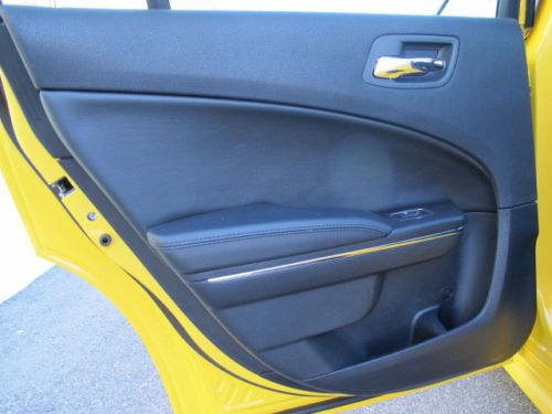 DODGE CHARGER SUPER BEE SRT8 LOW LOW MILES EXTRA CLEAN !! 6.4L HEMI 475HP AUTO, US $34,950.00, image 53