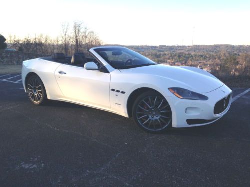 2011 maserati granturismo convertible sport 4.7l 433hp immaculate clean history!