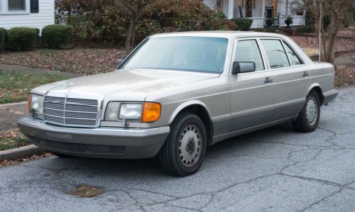 1991 Mercedes-Benz 560SEL Base Sedan 4-Door 5.6L, image 2