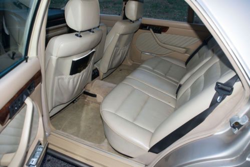 1991 Mercedes-Benz 560SEL Base Sedan 4-Door 5.6L, image 8