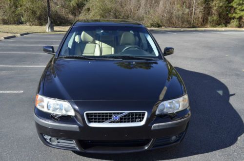 2004 volvo s60 r sedan 4-door 2.5l