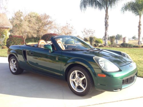 2002 toyota mr2 spyder 87k mi w/ dvd &amp; navigation