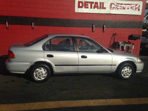 1996 honda civic dx sedan 4-door 1.6l, manual, beige