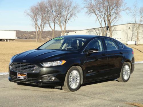2013 ford fusion se hybrid only 5,995 miles **47 mpg** we want your trade*