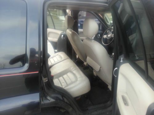 2003 Jeep Liberty Limited Sport Utility 4-Door 3.7L, image 5