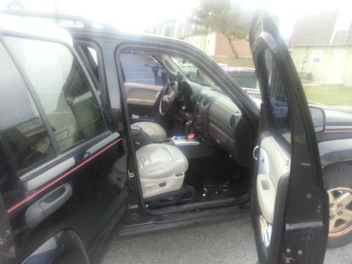 2003 Jeep Liberty Limited Sport Utility 4-Door 3.7L, image 7