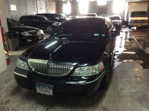 2007 lincoln town car executive l limousine 4-door 4.6l