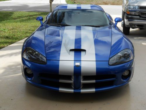 2006 dodge viper srt-10 coupe 2-door 8.3l,low miles,very nice,low reserve