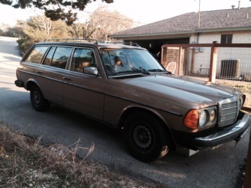 1983 mercedes 300td turbo diesel wagon 3rd row seat newly restored 370k