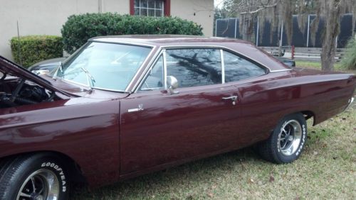 1968 road runner, original interior, fresh paint, 80k miles