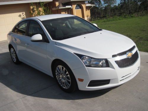 2012 chevrolet cruze eco 6-speed 42+mpg