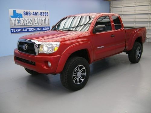 We finance!!!  2011 toyota tacoma sr5 4x4 access cab auto tow 42k mi texas auto