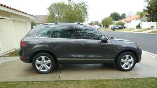 2013 volkswagen touareg tdi lux sport utility 4-door 3.0l