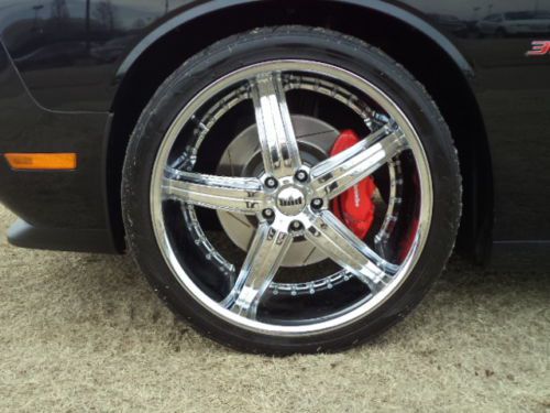 SRT 8 W/ UPGRADED EXHAUST AND DUB 22' STAGGERED WHEELS, IMMACULATE CONDITION, image 14
