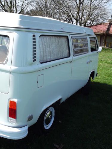Restored 1973 Westfalia. Rare Automatic, Rebuilt Motor & Trans New Paint., image 7