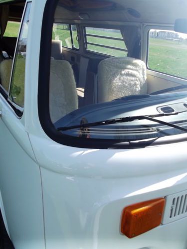 Restored 1973 Westfalia. Rare Automatic, Rebuilt Motor & Trans New Paint., image 11