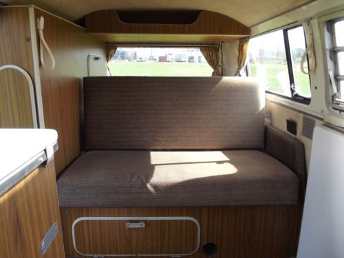 Restored 1973 Westfalia. Rare Automatic, Rebuilt Motor & Trans New Paint., image 13