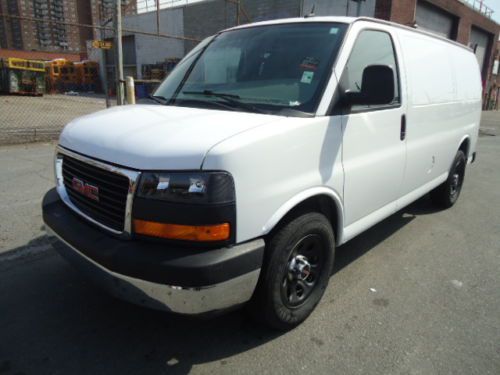 2012 gmc savana 1500 3-door v6 cargo van - rebuilt/no visible damage - $ave!