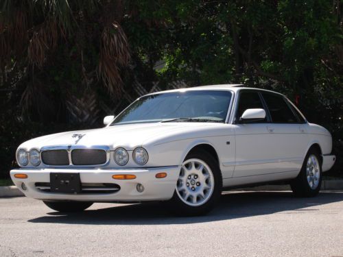 No reserve!! low mile - loaded - one owner - regular jaguar service - must see!