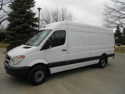 2008 dodge sprinter 2500 170&#034;  wb hi-top  diesel  nice   no reserve