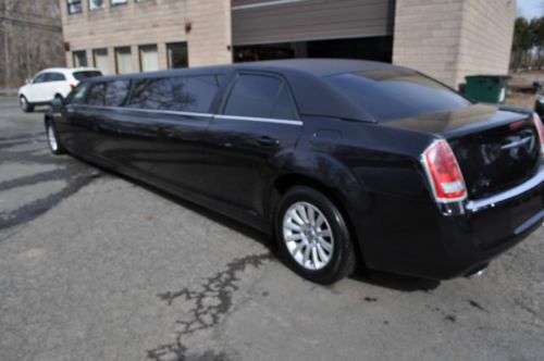 2011 Chrysler 300 LIMOUSINE 150" IMPERIAL, image 4