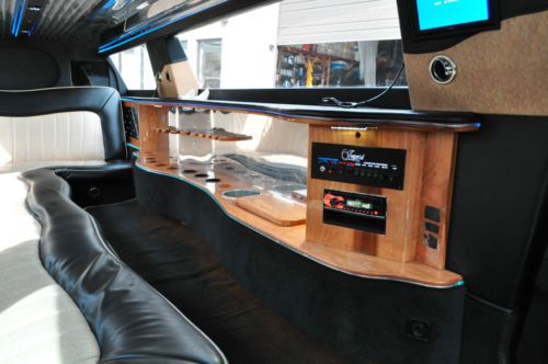 2011 Chrysler 300 LIMOUSINE 150" IMPERIAL, image 11