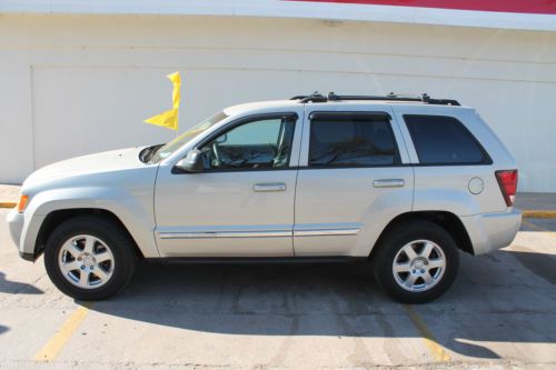 2010 jeep laredo  grand cherokee  sport utility  4 door  silver