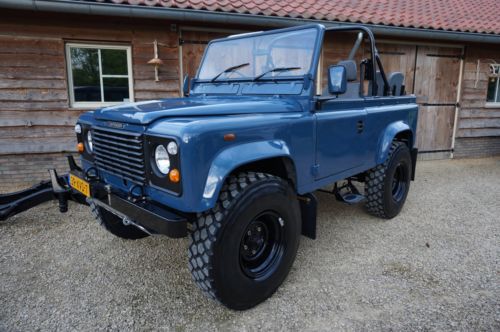 Restored truck in arles blue, 2.5 na diesel, low mileage