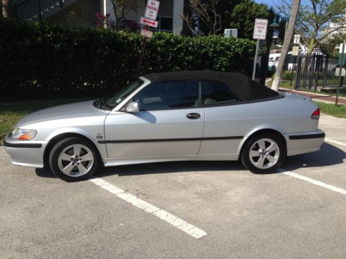 2002 saab 9-3 se convertible 2-door 2.0l excellent condition fully serviced