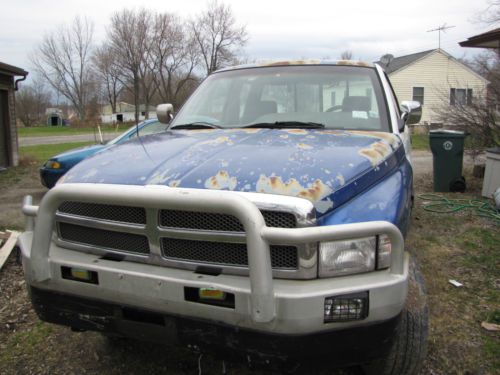 Dodge ram 2500, 4wd, 5.9 liter v8