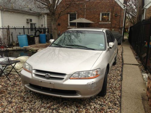 Nice 1999 honda accord ex sedan 4-door 3.0l in great condition! leather interior