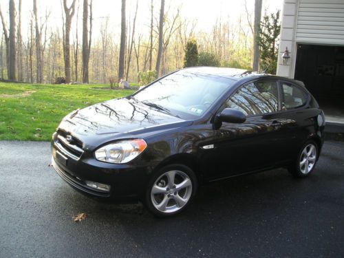 2008 hyundai accent se hatchback 2-door 1.6l