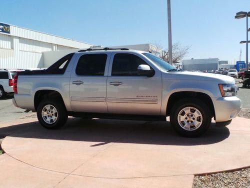 2011 chevrolet avalanche lt crew cab pickup 4-door 5.3l