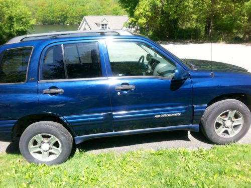 04 chevy tracker 4wd