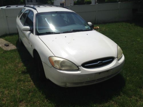 2002 ford taurus wagon