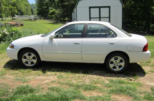 Well maintained 2006 nissan sentra 4 door white sedan recent inspection 170,000