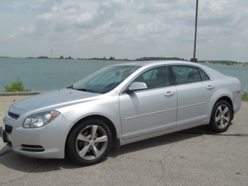 2011 chevrolet malibu 4 dr sedan- auto ( super clean! ) low miles! *